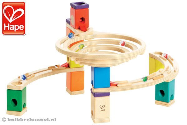 Puzzle pyramidal 3d manibul