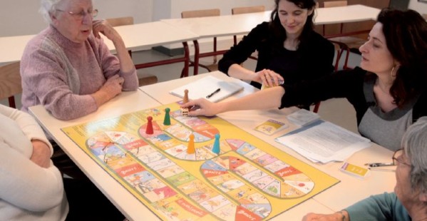 Jeux de societe pour personne agees