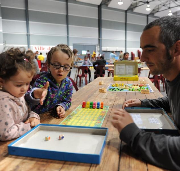 Jeux de société auch