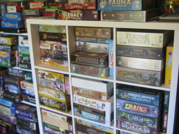 étagères jeux de société