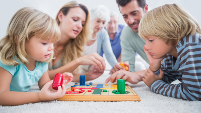 Jeux de société jouer