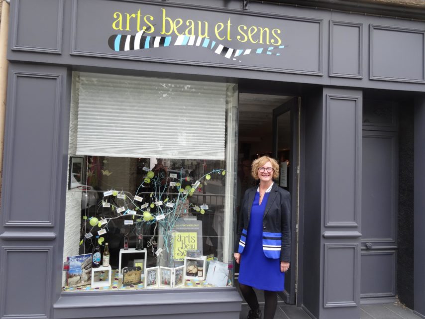 Magasin jeux de société fontainebleau