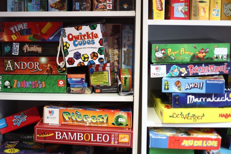 Café avec jeux de société