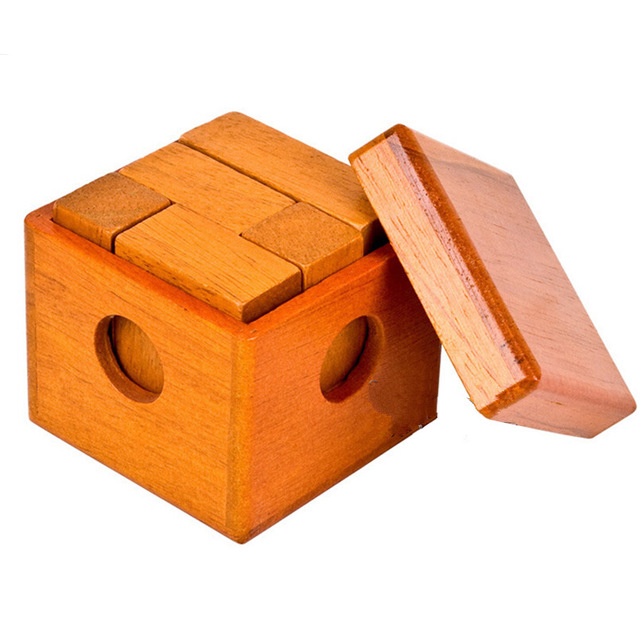 Box puzzle game
