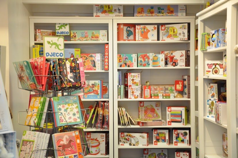 Boutique jeux de société versailles