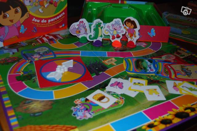 Jeux de société dora l'exploratrice