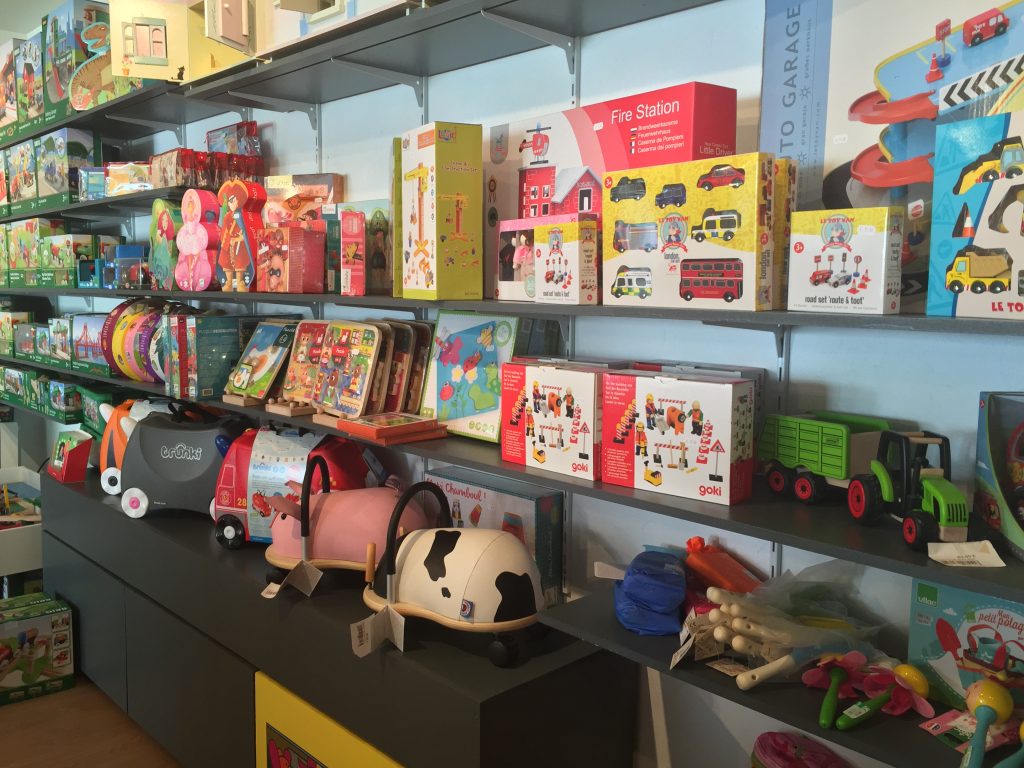 Magasin jeux de societe roanne