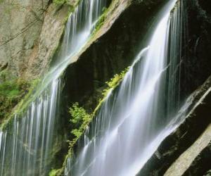 Puzzle cascade d'eau