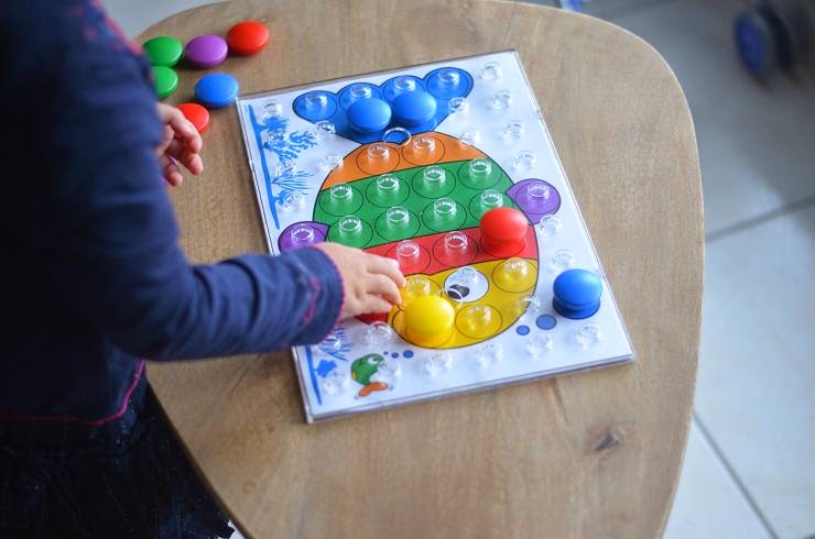 Jeux de société colorino