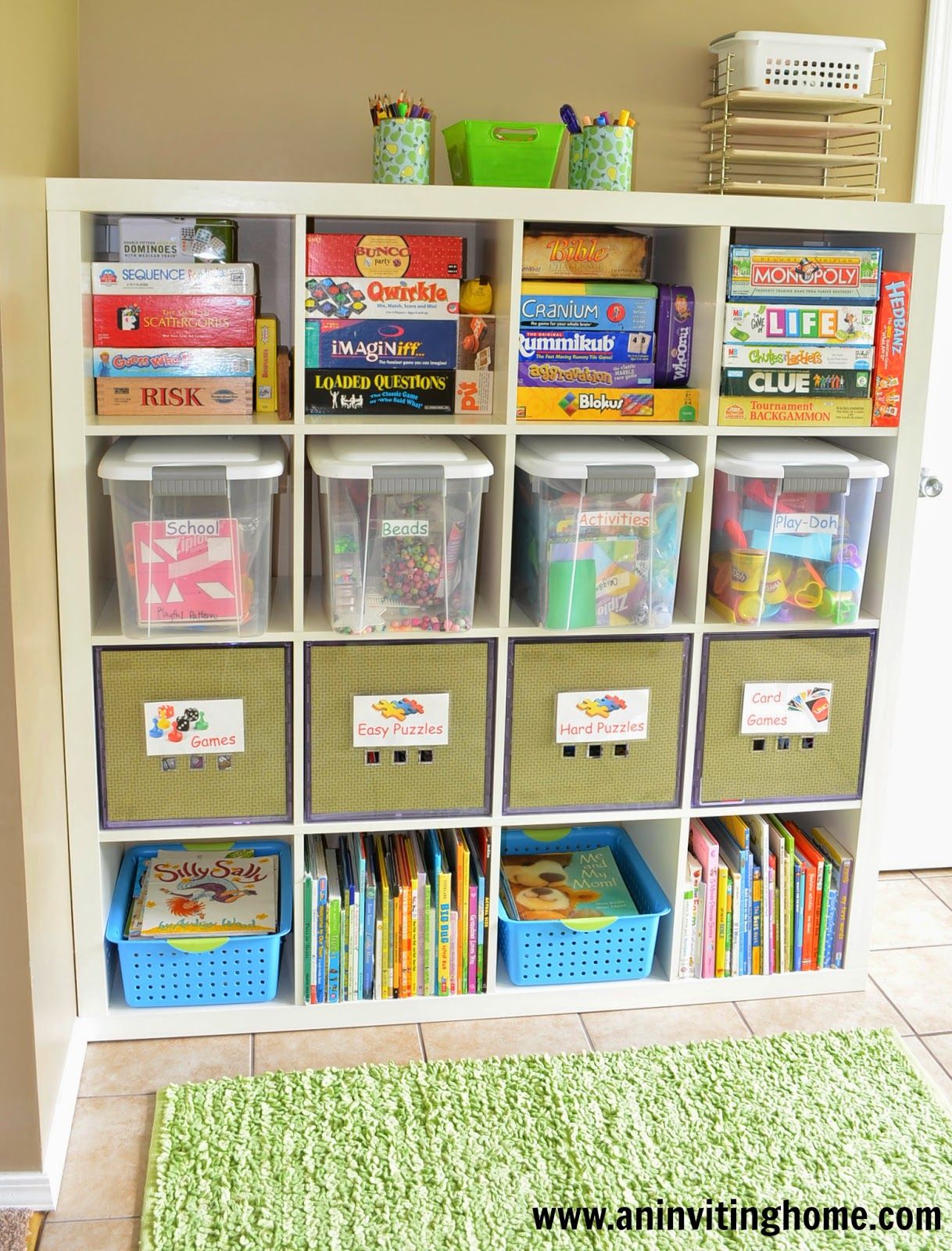 Boite de rangement pour jeux de société