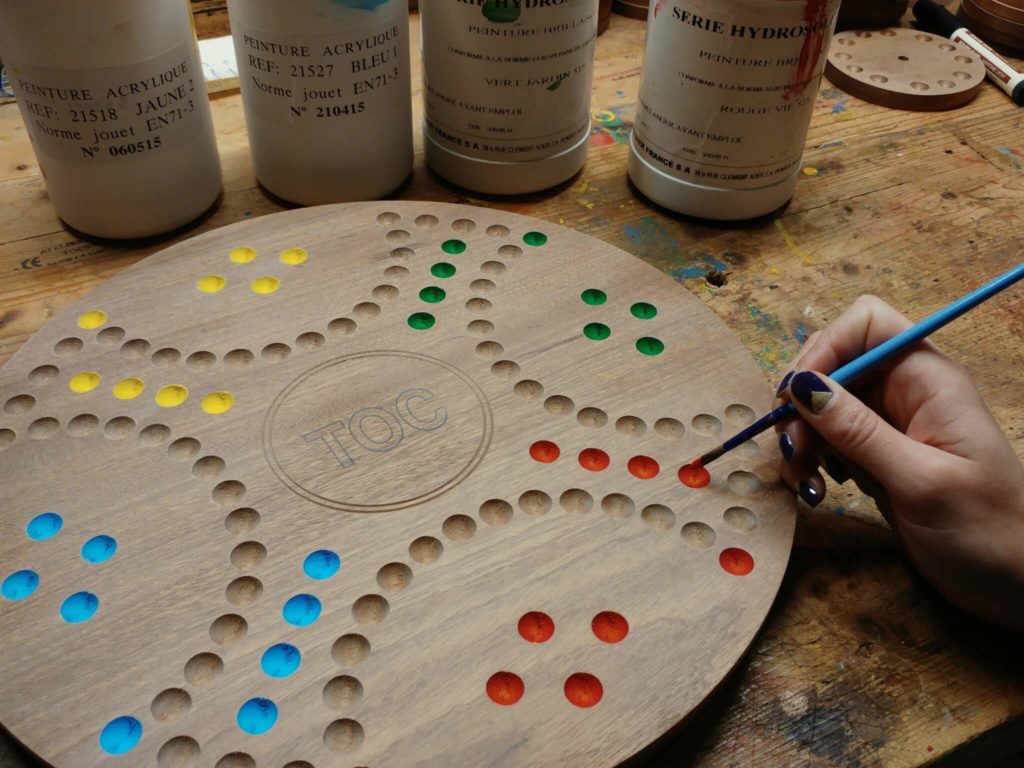 Fabrication de jeux de société en bois