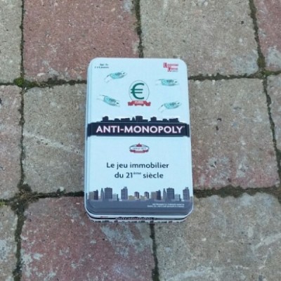 Jeux de société boite metal