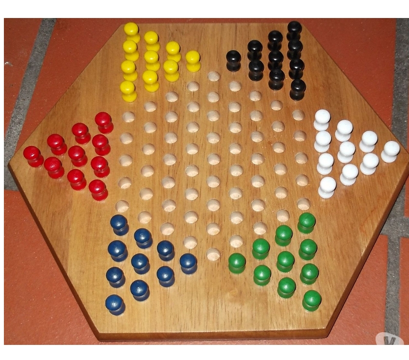 Jeux de société dame