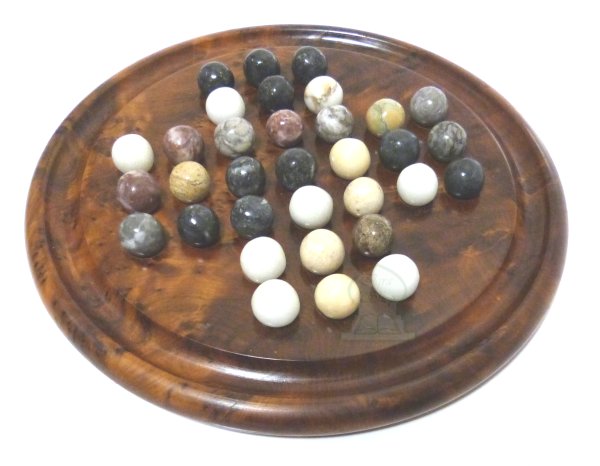 Jeux de société en solitaire