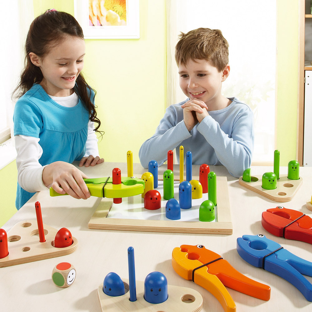 Enfants jeux de société