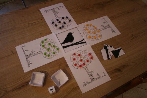 Jeux de societe a construire