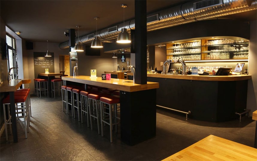 Puzzle bar nice