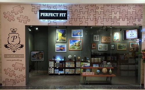 Jigsaw puzzle store