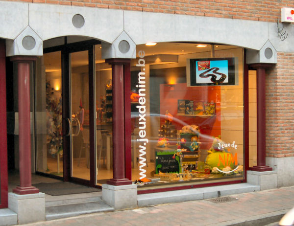 Magasin jeux de societe nimes