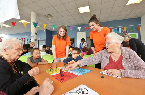 Jeux de société pour personnes âgées