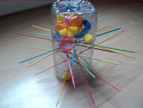Jeux de société avec matériel de récupération